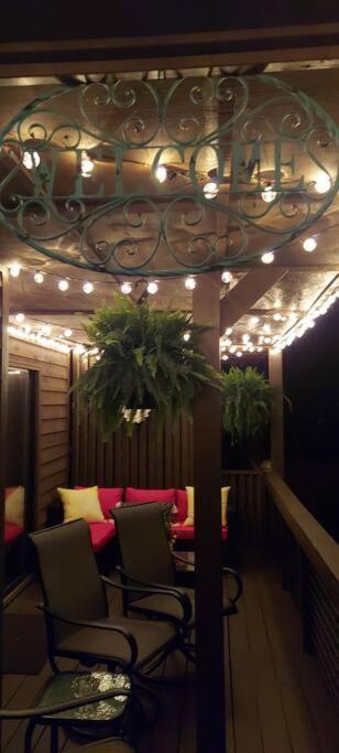 Вилла J.Creek Retreat, Creekside Townhouse +1 Car Garage Мегги-Вэлли Экстерьер фото